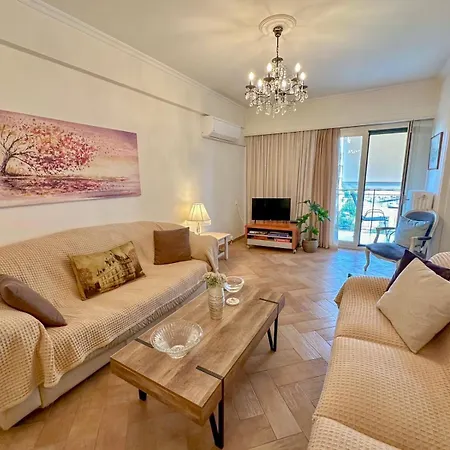 Elli & Klairi 公寓 *