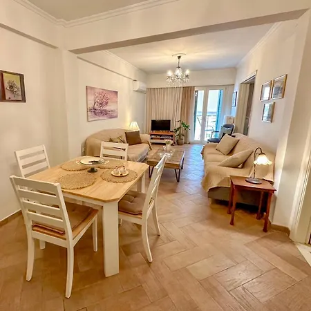 アパート Elli & Klairi *